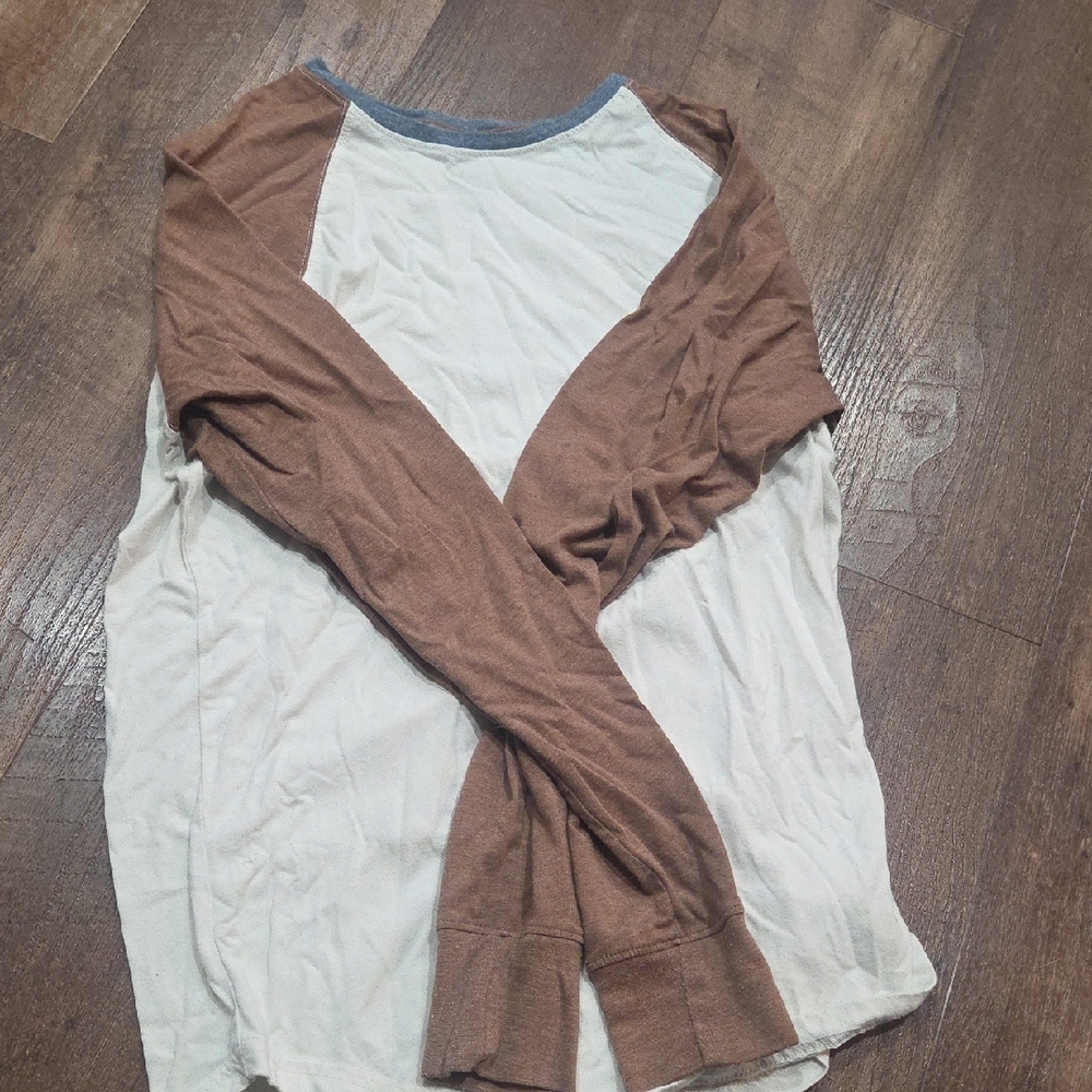 Goodfellow & Co Brown and Cream Raglan Shirt